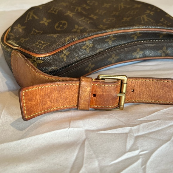 Louis Vuitton Brown Monogram Shoulder Bag - Picture 3 of 14